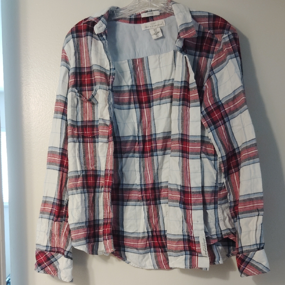 H&M Red and White Plaid Button Down Shirt
